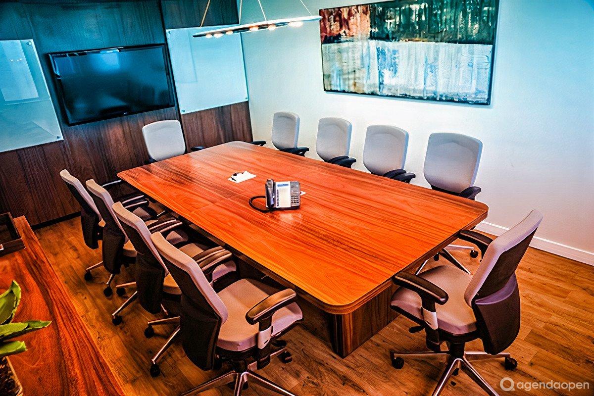 Sala de reunião da Analytik Scientific